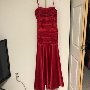 Red satin Mermaid prom dress
